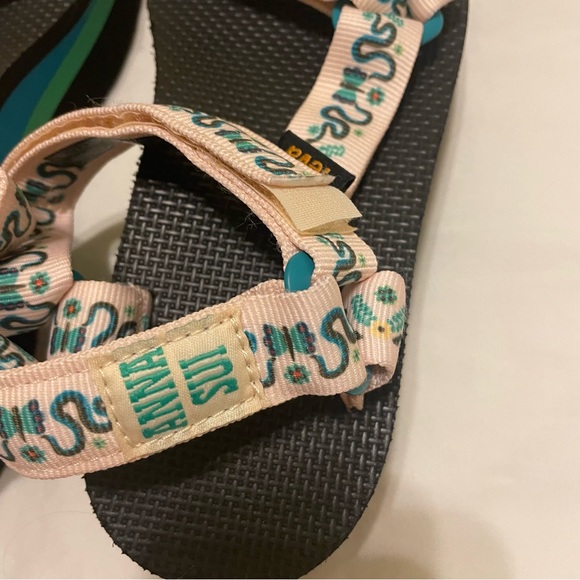 Teva × Anna Sui Flatform Universal Sandals - Picture 4 of 5